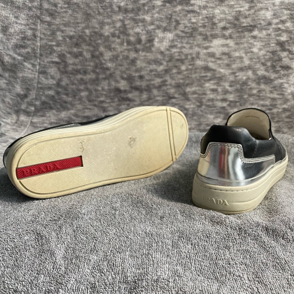 Prada Women’s Sneakers (Size 35.5 Women’s) - Picture 6 of 6